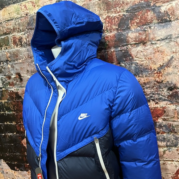 MEW NIKE MEN’S STORM-FIT WINDRUNNER PRIMA DOWN PUFFER COAT. - Picture 3 of 8
